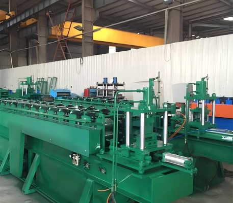 Machine de formage de rouleaux de rayonnages pour entrepôt de supermarchés