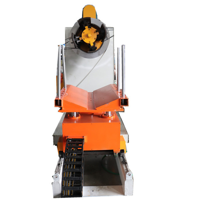 Machine de formage de rouleaux pour la production de rayonnages