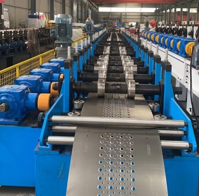 Plateforme d'échafaudage en acier, panneau de marche, machine à fabriquer des échafaudages
