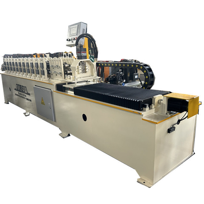 Machine de laminage de profilés métalliques pour revêtement de paroi sèche et plafond pour le marché américain