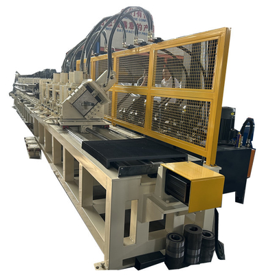Machine de laminage de profilés métalliques pour revêtement de paroi sèche et plafond pour le marché américain
