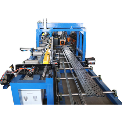Machines de formage à rouleaux de canaux à traction entièrement automatiques pour de nombreuses tailles
