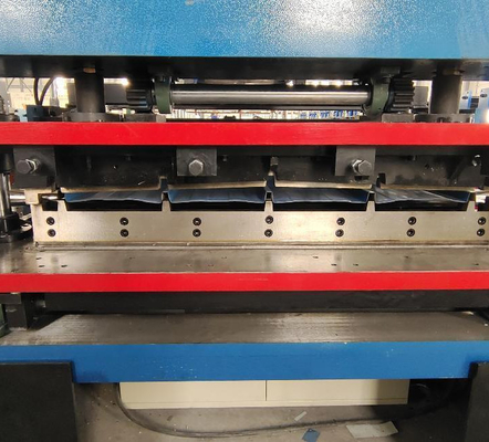Machine de revêtement de toit en métal à couture debout trapézoïde 10 stations