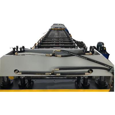 Machine de formage de rouleaux de revêtement de toit à haute vitesse et de haute qualité