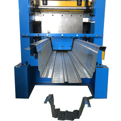Machine de laminage à ondes simples de revêtement en acier avec cadre soudé à plaque moyenne