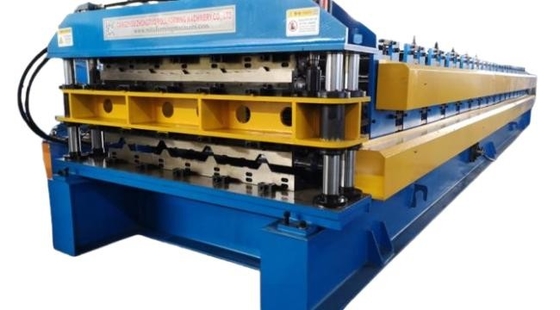 Machine à chaîne à double couche pour les tôles de toiture pour la République de Slovénie