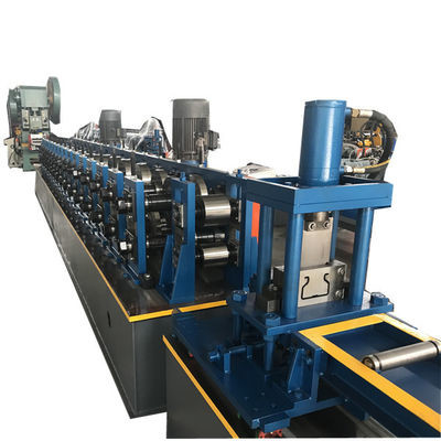 Machine de formage à rouleaux à plateaux sélectifs de haute performance pour les besoins de stockage