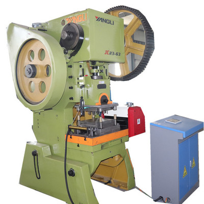 Machine de formage de rouleaux de panneaux de rangement avancée pour racks verticaux avec systèmes de perçage et de coupe
