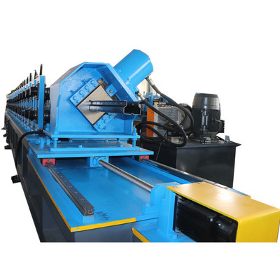 Machine de formage de rouleaux de panneaux de rangement à haute précision pour l'industrie