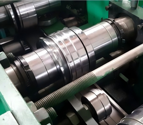 Machine de formage de rouleaux de rayonnages pour entrepôt de supermarchés