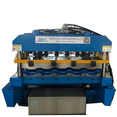 Versatile étape carreaux de toiture de tôles de laminage machine de formage en russe