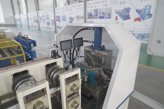 C89 Villa Machine de cadrage en acier pour une épaisseur de 0,7 mm