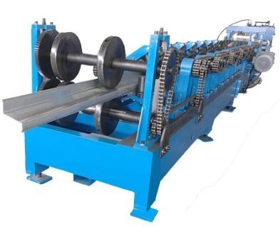 Machine de formage de rouleaux de purlin pour les supports de pipelines et la construction municipale