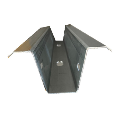La machine de formage de rouleaux de chapeau pour les chapeaules fait le profil des chapeaules en lot entièrement automatiquement