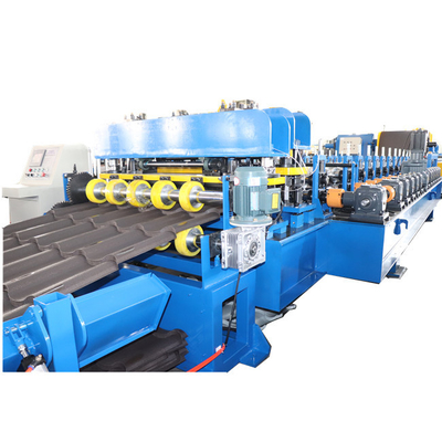 Machine de laminage de panneaux de toiture de tuiles vitrées