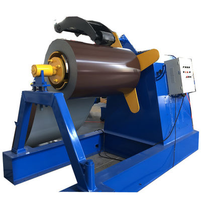 Machine de fabrication de tôles de toiture à grande vitesse et automatique