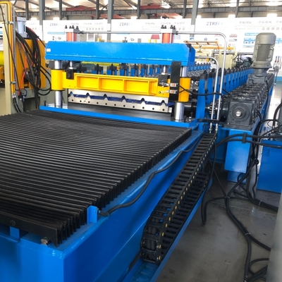 Machine de formage de tôles de toiture métalliques IBR (45 m/min)