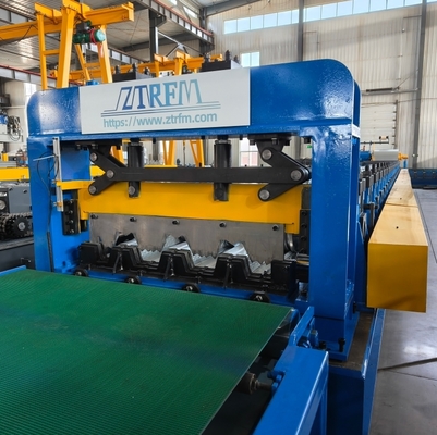 MACHINES DE FORMAGE DE ROULEAUX POUR PLANCHERS MÉTALLIQUES