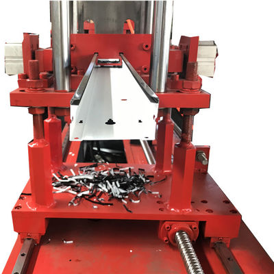 Machine de formage de profilés de caisson lumineux LED T5 avec poinçonnage/cisaillement hydraulique